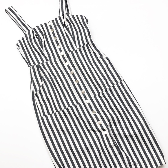 Forever 21 Dresses & Skirts - Forever 21 blue gray denim/white striped button front midi dress